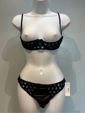 Yandy Black Polka Dot Lingerie Set Medium/Large New with Tags
